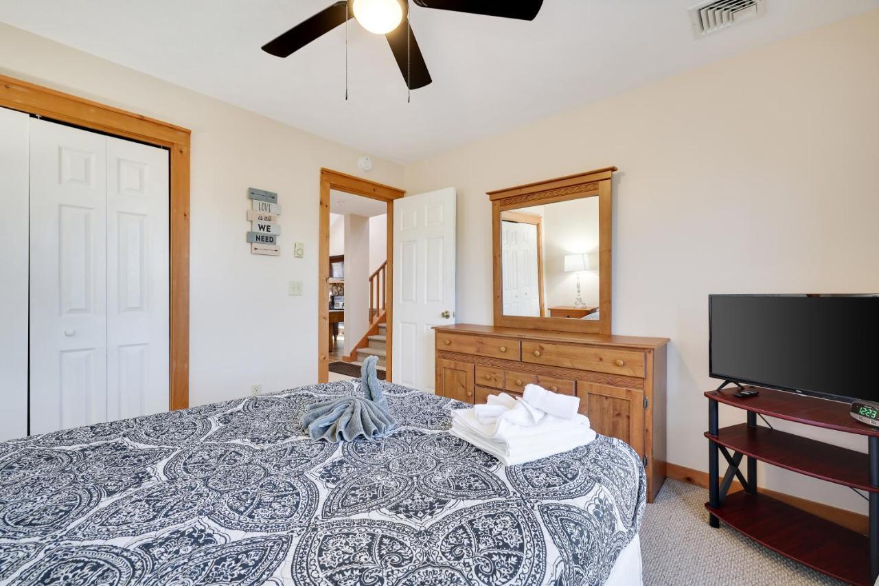 Pocono Mountain Home , Hot Tub- 1 Mile To Skiing! Tannersville Eksteriør bilde